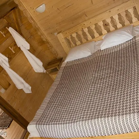 Eco Sadyba Familia Dağ evi Yaremche