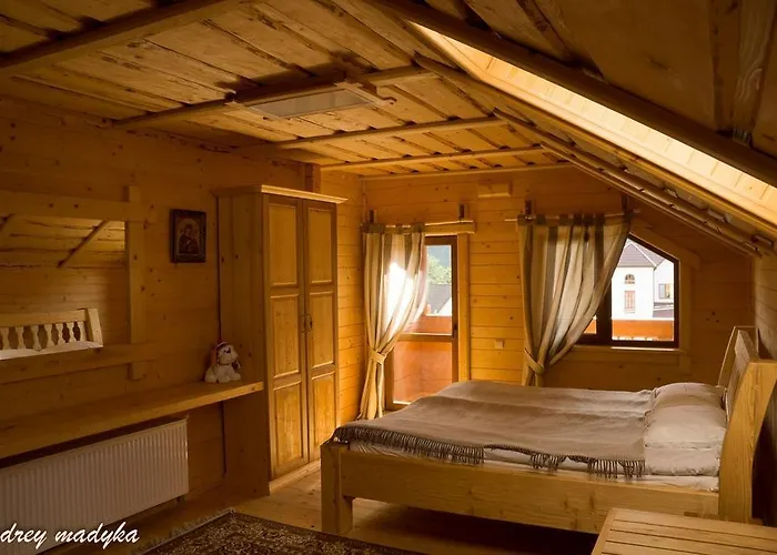 Eco Sadyba Familia Dağ evi Yaremche