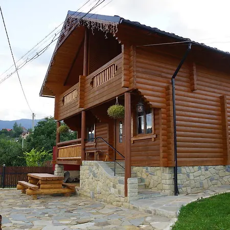 Dağ evi Eco Sadyba Familia Yaremche